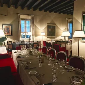 https://lear-gourmet-relais.it-lombardy.com